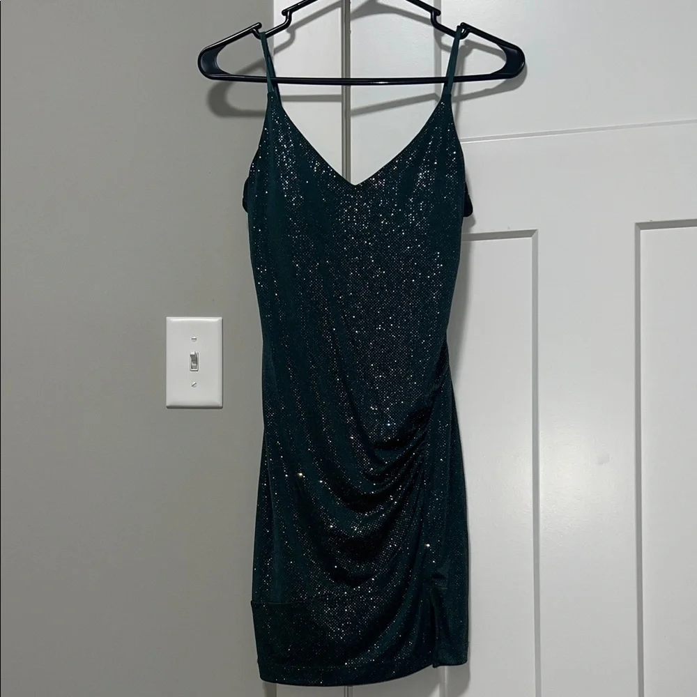Elegant Dark Green Sequin Dress
